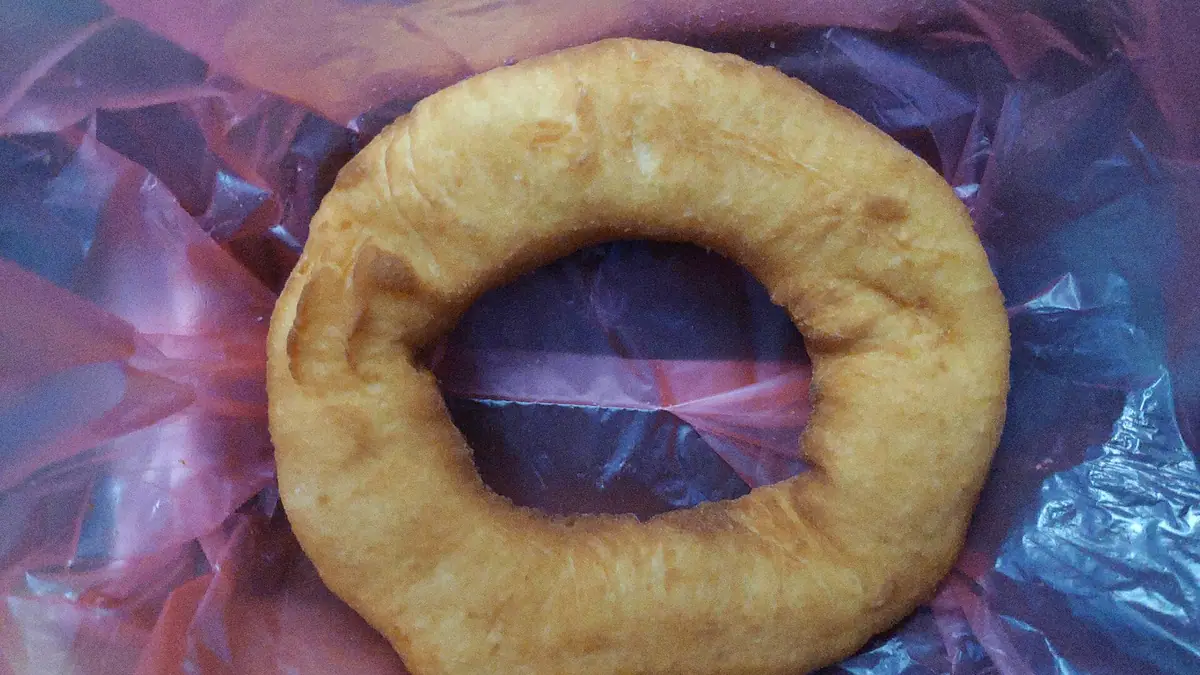 Doughnut Shop bakes